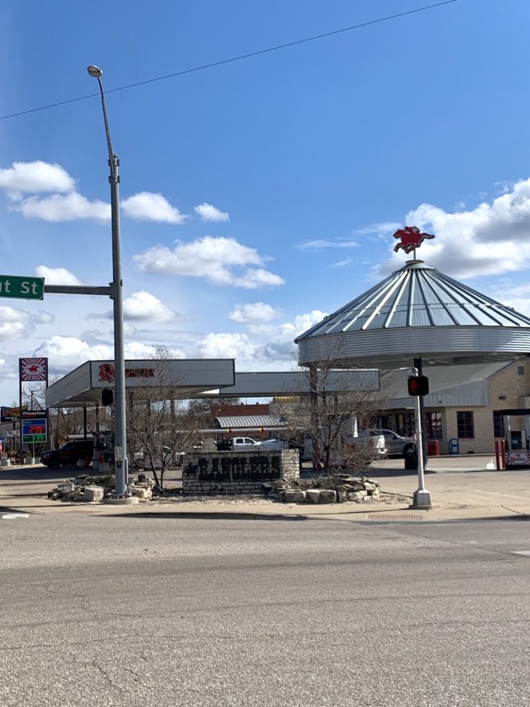 Best Fun Texas Roadside Stops [Updated 2024] | Texas Travel Talk