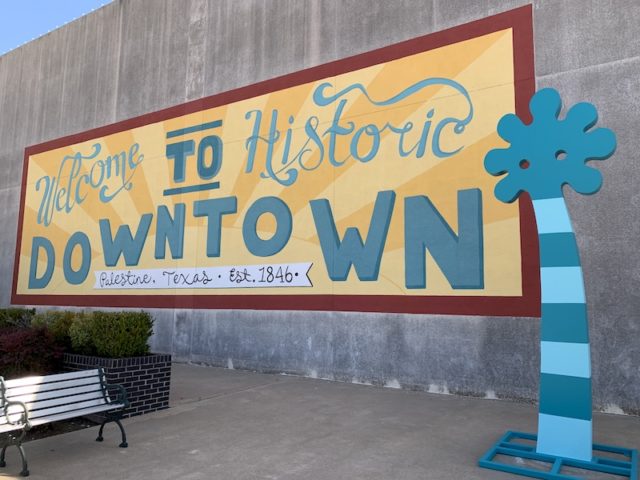 Mother-Daughter Trip To Palestine, TX | Texas Travel Talk