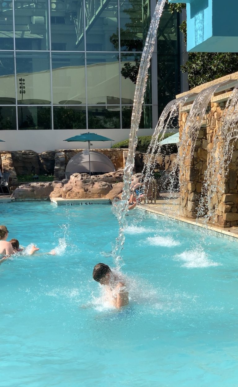 GaylordTexanResortoutdoorpool Texas Travel Talk