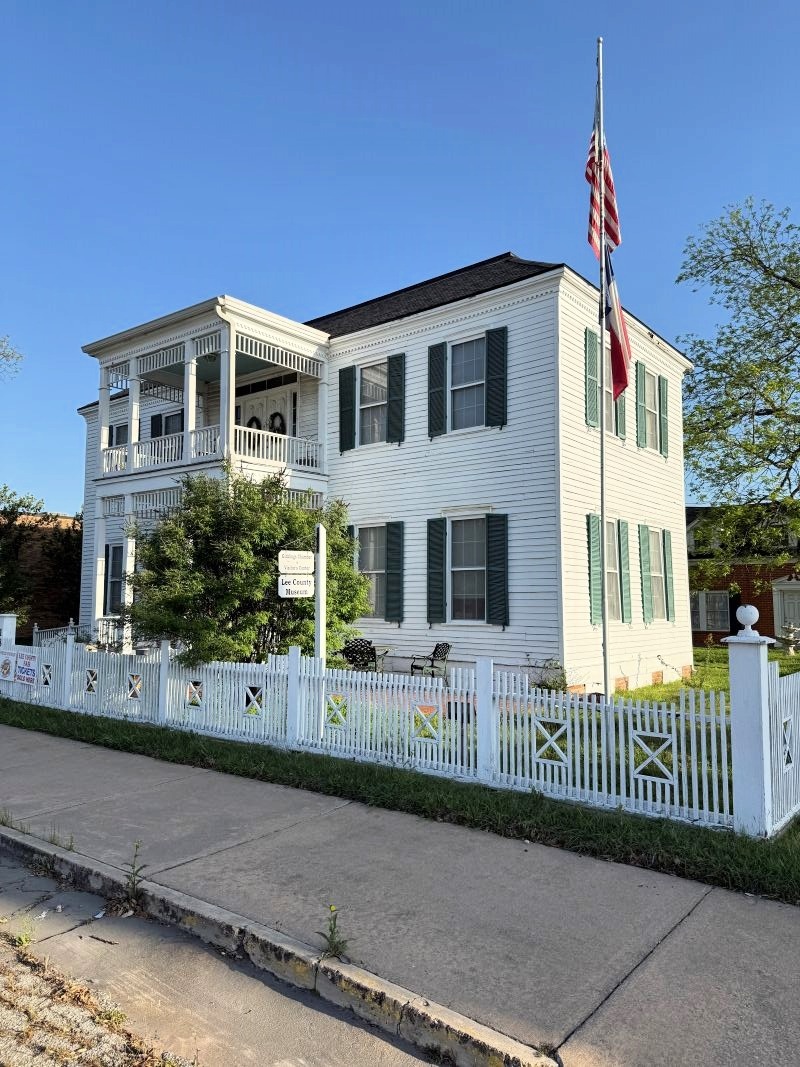 attractions in Giddings, TX