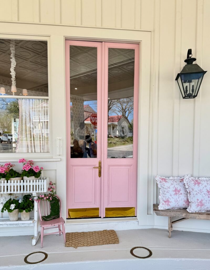 Charming Towns Near Brenham, TX, to Visit